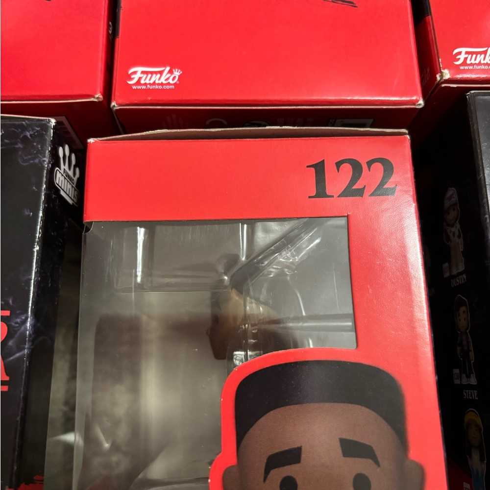 Funko Mini Stranger Things Pops Pre Loved—Pick one - Picture 6 of 16